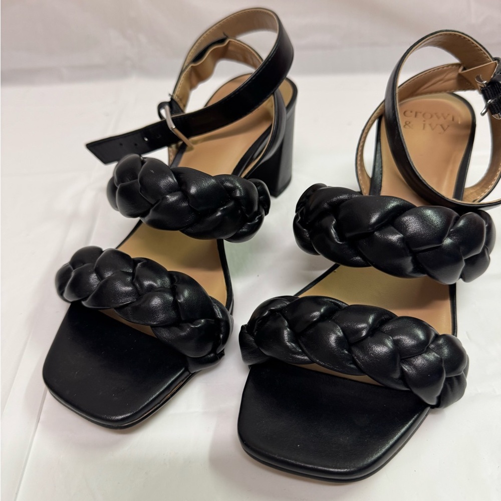 Crown & Ivy Black Braided Women's Sandals
